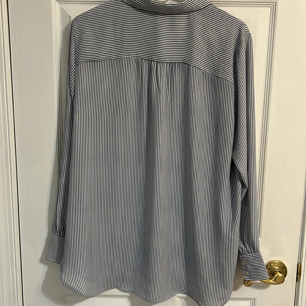 LOFT Black and White Striped Blouse - Picture 4 of 6